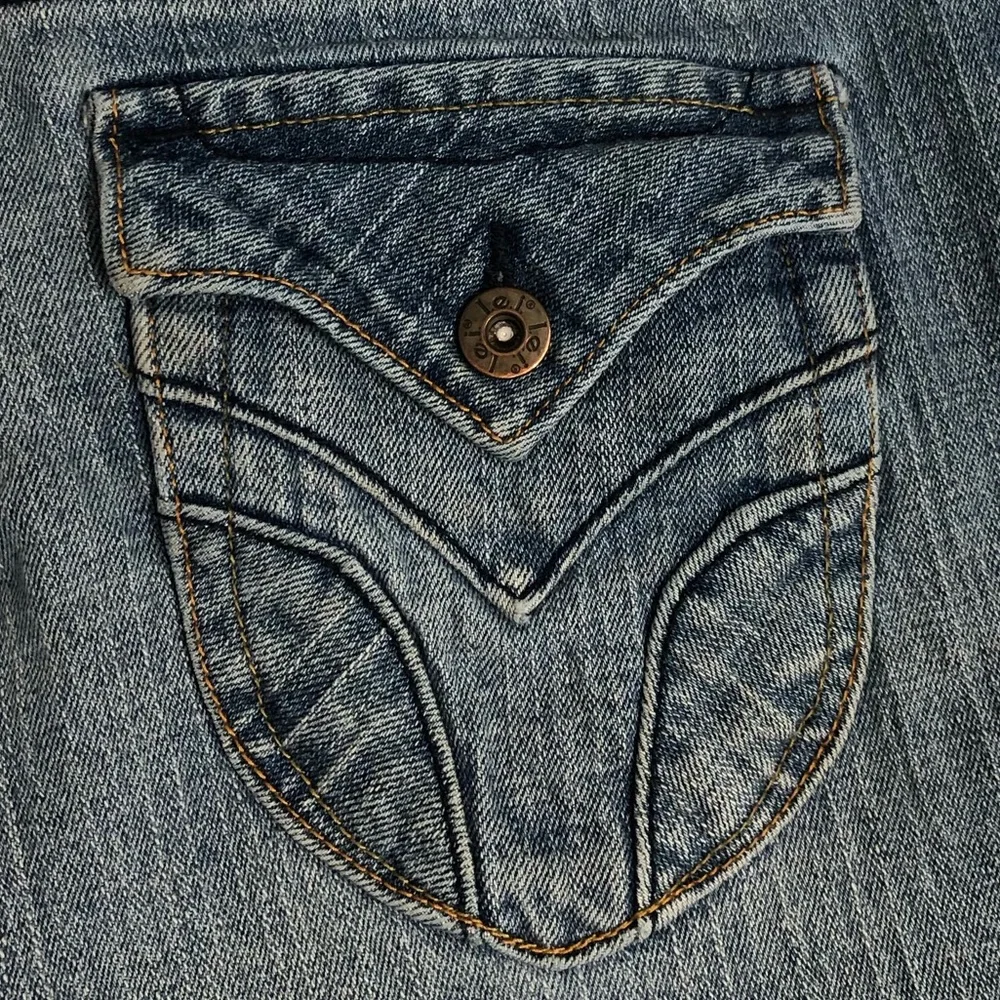 Vintage lei Jeans, “Skinny leg” with Ankle Zippers - Picture 9 of 16